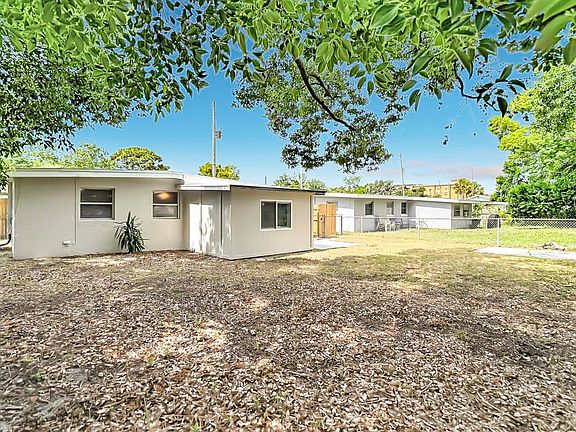 3rd image of 7133 ABIGAIL DRIVE