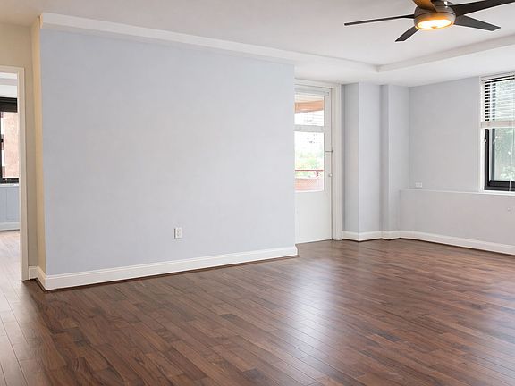 2nd image of 1021 Arlington Blvd APT 706