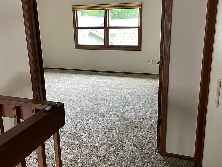 2 Benthaven Pl — Photo 18