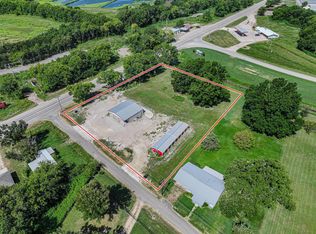 453A N Depot St, Deport, TX 75435