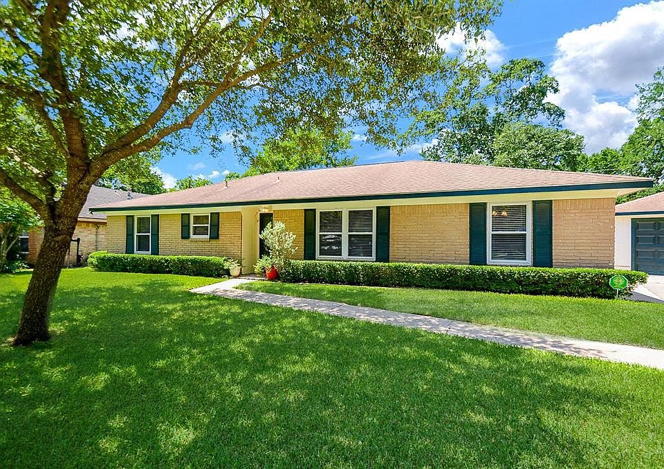 1st image of 13943 Ivymount Dr
