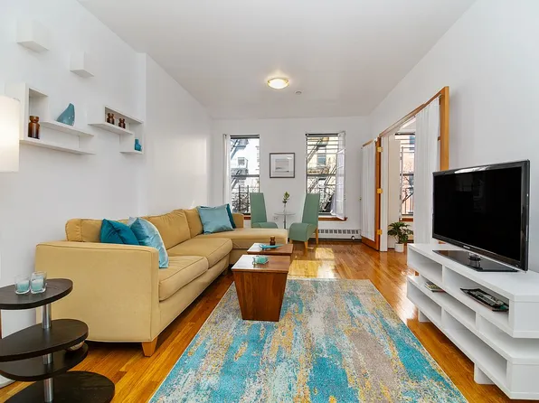 316 W 47th St APT 3F, New York, NY 10036