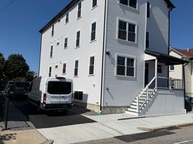 1043 Eddy St, Providence, RI