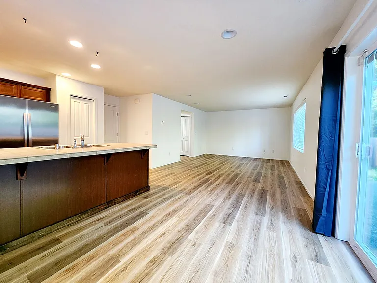 8431 10th Pl SE — Photo 14
