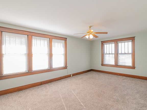 5th image of 306 Brooks St #1