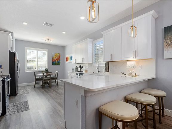 5th image of 3891 Serena Ln