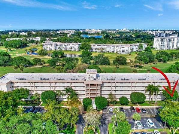 3850 Oaks Clubhouse Drive #101, Pompano Beach, FL 33069
