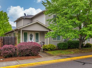 3168 Juniper Ridge Dr #B, Medford, OR 97504