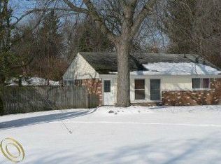 4765 Sashabaw Rd, Clarkston, MI 48346