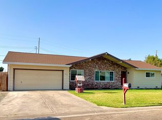 2770 Roosevelt Rd, Yuba City, CA 95993