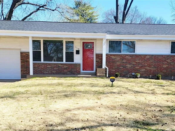 9942 Lanier Dr, Saint Louis, MO 63136