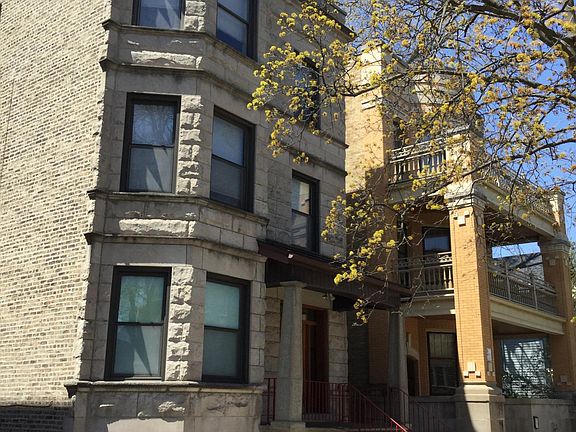 2nd image of 3918 N Janssen Ave #3