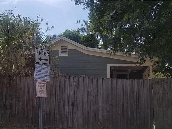 5th image of 241 Railroad Ave