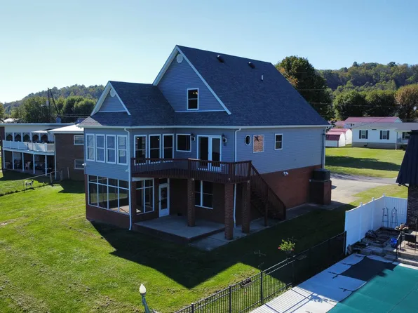 1101 Tinker Ln, Proctorville, OH 45669