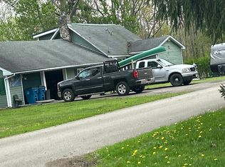 9621 Quebec St, Angola, NY 14006