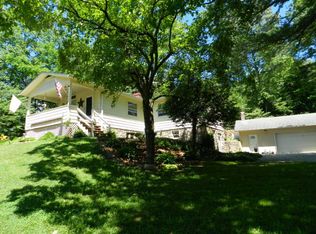 44 Fox Hollow Cir, Franklin, NC 28734