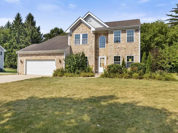 8313 North 111th STREET, Milwaukee, WI 53224