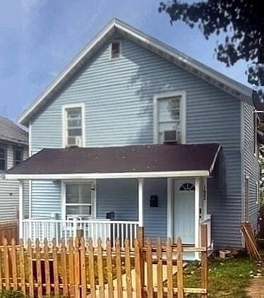1st image of 1602 Prospect St