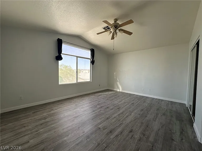 8275 Cedar Leaf Dr — Photo 19