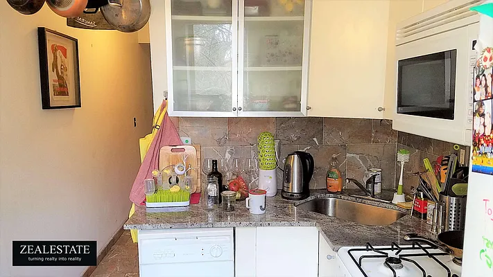 Rented by ZealEstate Group Inc | media 48