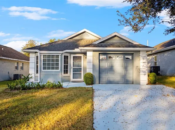 6703 Pistachio St, Zephyrhills, FL 33542