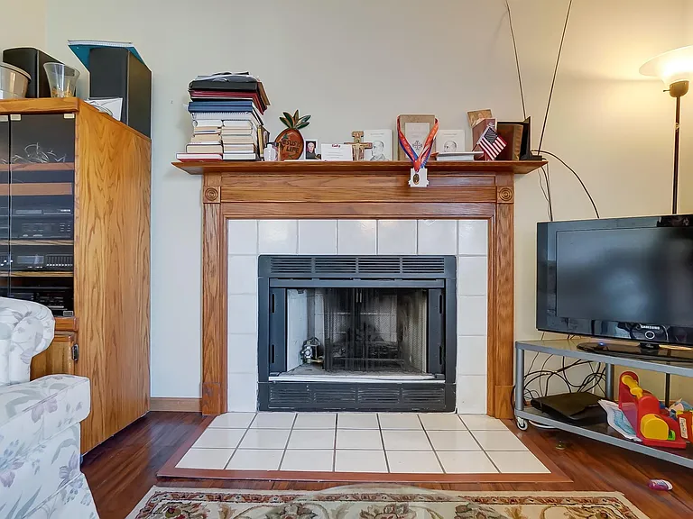 4056 Brookrun Dr — Photo 17