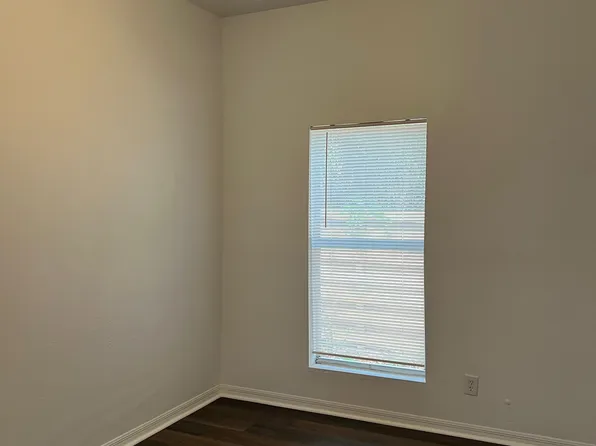 118 E Lime St, Tarpon Springs, FL 34689