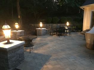 16747 Highland Summit Dr, Ballwin, MO 63011