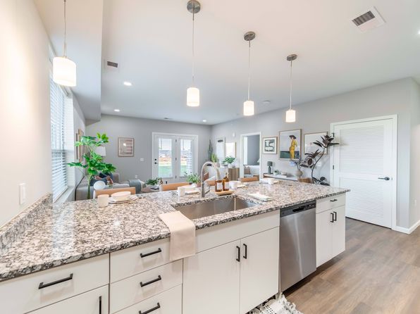 3311 S Hammons Blvd #H215