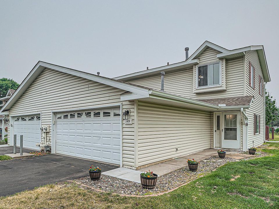 1st image of 349 95th Ln NE