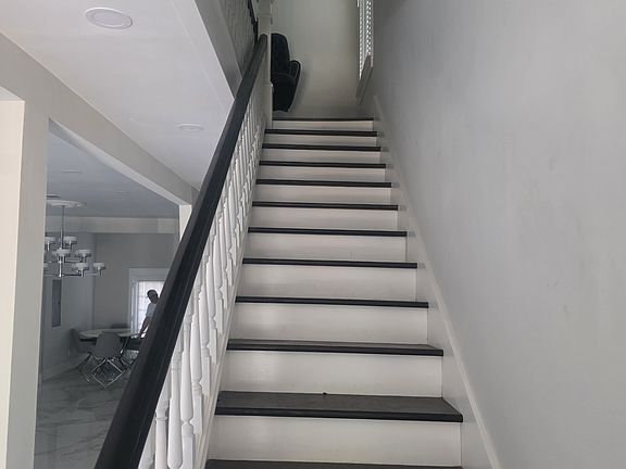 5th image of 1734 Walnut St