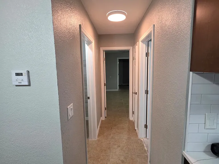 112 S Highland Ave #112 — Photo 18