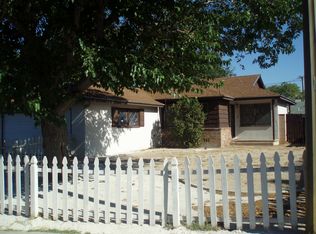 855 W Avenue J9, Lancaster, CA 93534