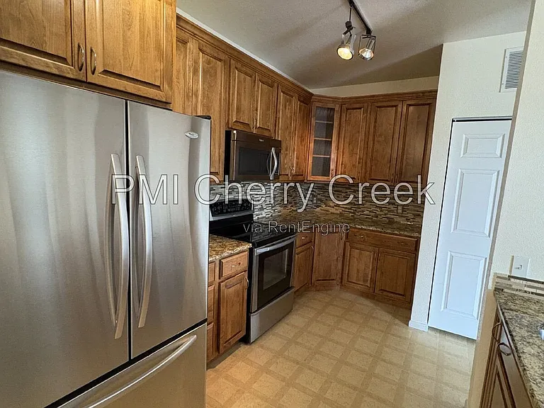 3890 S Dayton St #108 — Photo 13