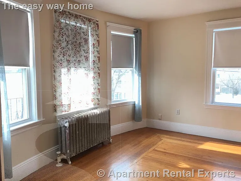 25 Lake St #1 — Photo 8