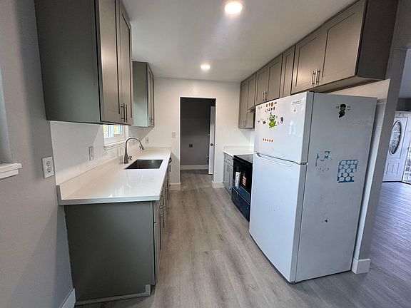 3rd image of 37847 Niles Blvd APT 13