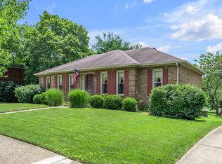 4313 Gum Tree Ln, Lexington, KY 40513