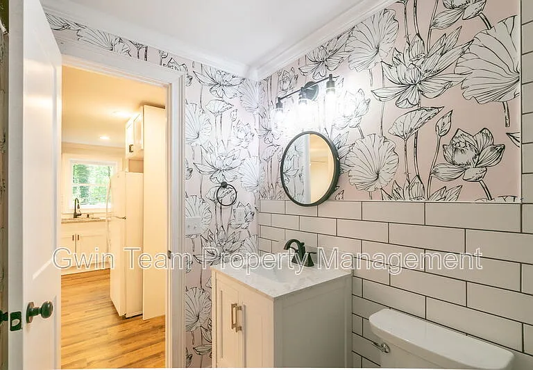 4932 Rock Haven Dr — Photo 16