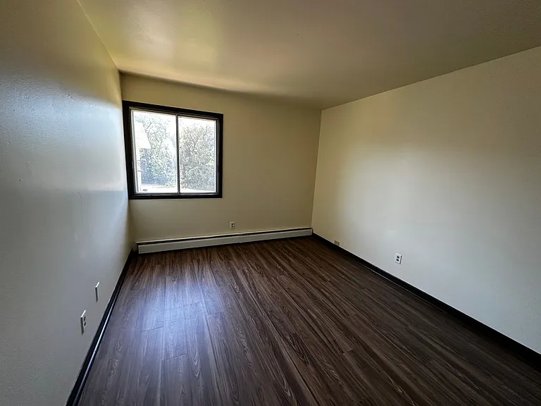 410 N Terrace St — Photo 5