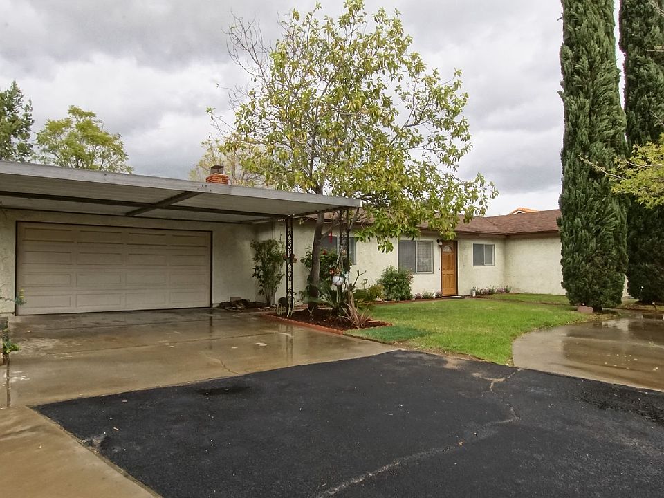 1st image of 15790 Ceres Ave