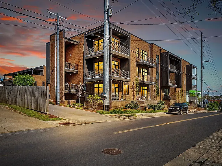 1403 Martin St #202 — Photo 24