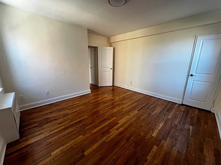 143-36 Barclay Ave #4P — Photo 6