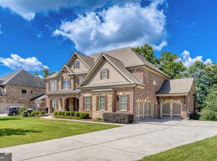 3066 Walking Horse Trl, Buford, GA 30519