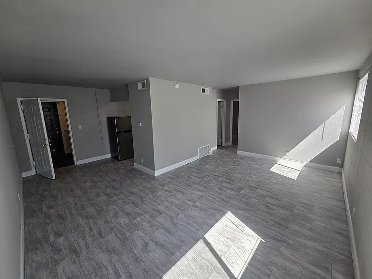 Campus View Apartments — Photo 60