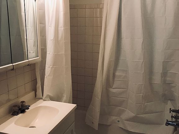 3rd image of 2109 Oak Park Ave APT 309