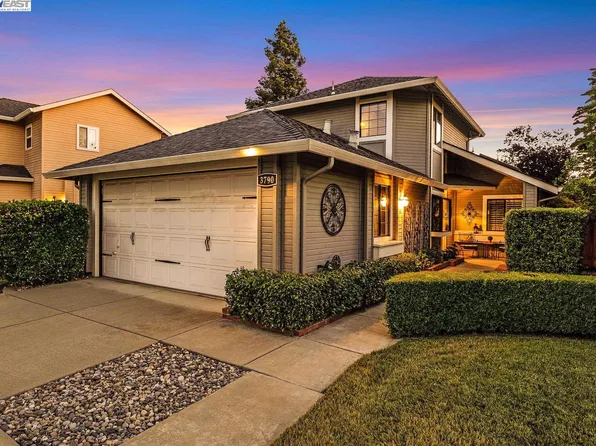 3790 Kamp Dr, Pleasanton, CA 94588