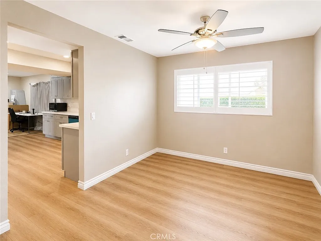 4 bed, 2203 sqft, $5,600 — Photo 4
