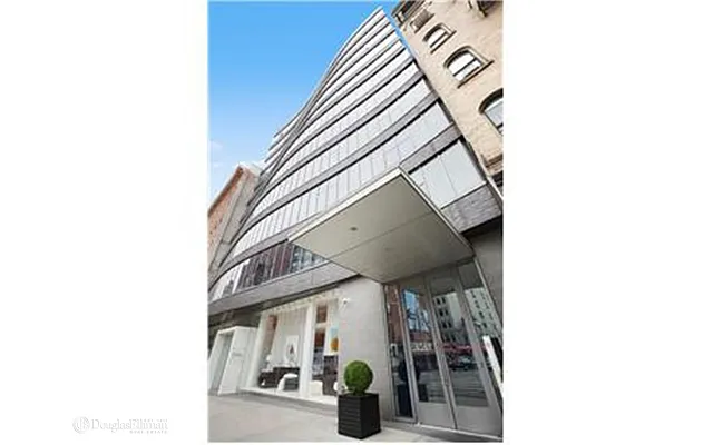 Rented by Douglas Elliman | media 17