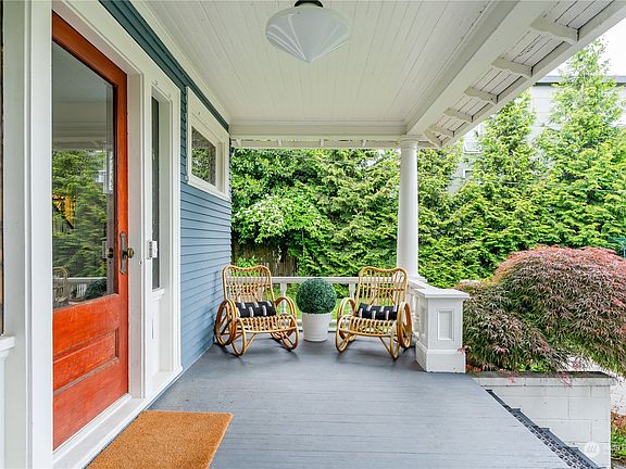 3rd image of 7023 Seward Park Avenue S