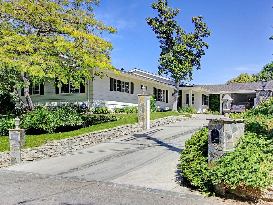 1st image of 4870 Nomad Dr